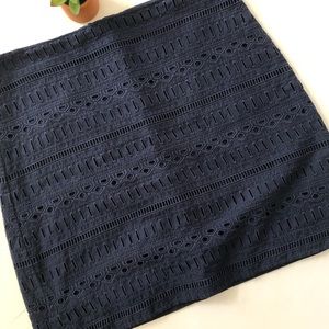 GAP navy skirt